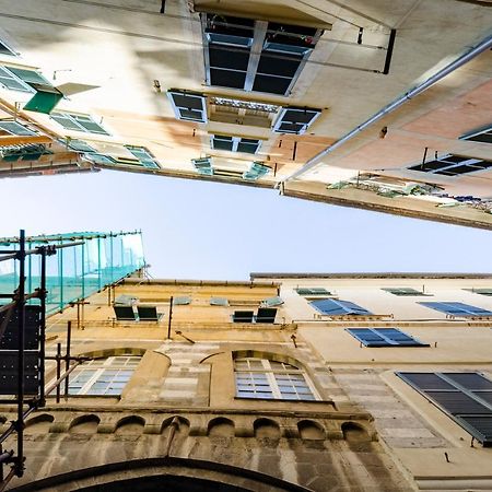 Appartement Joivy Vibrant Open-Plan Apt For 6 In Historic Centre à Gênes Extérieur photo