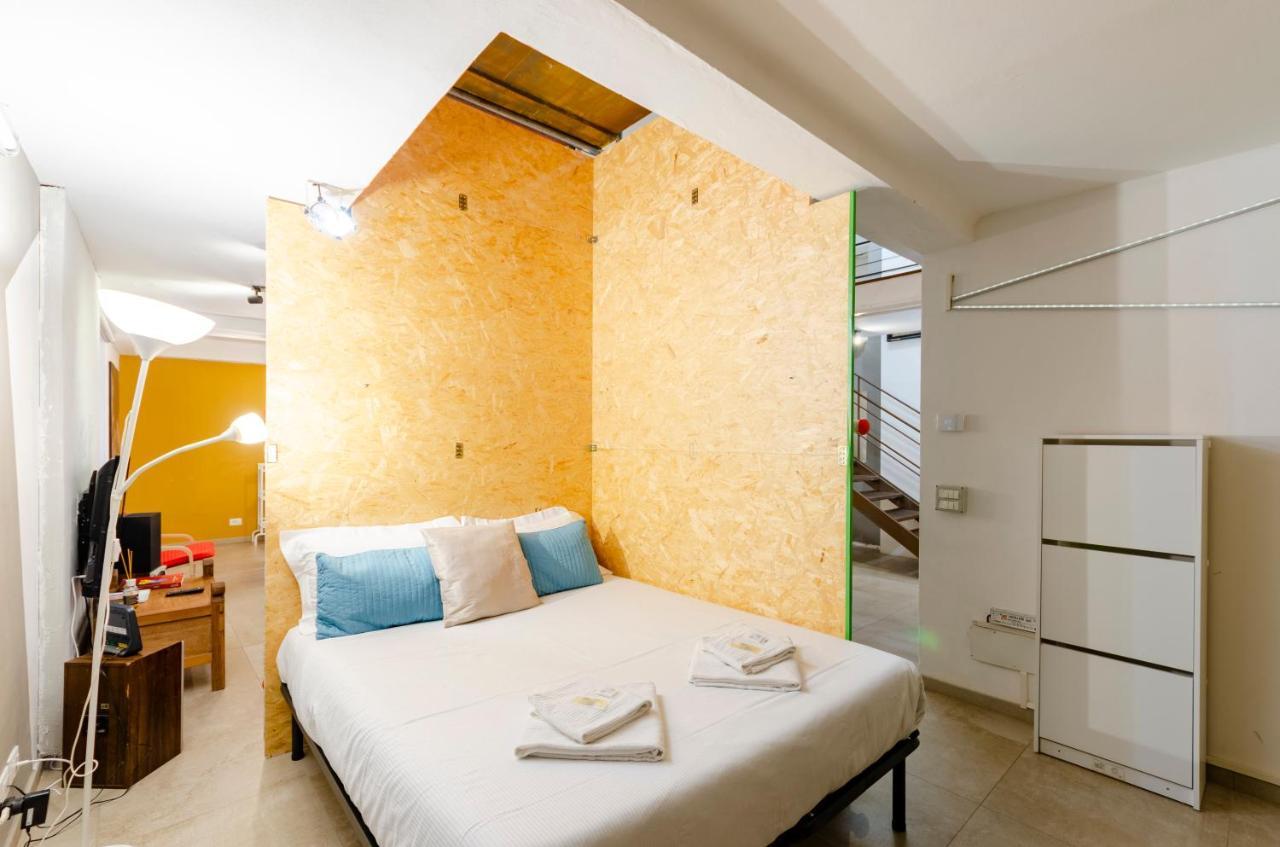 Appartement Joivy Vibrant Open-Plan Apt For 6 In Historic Centre à Gênes Extérieur photo