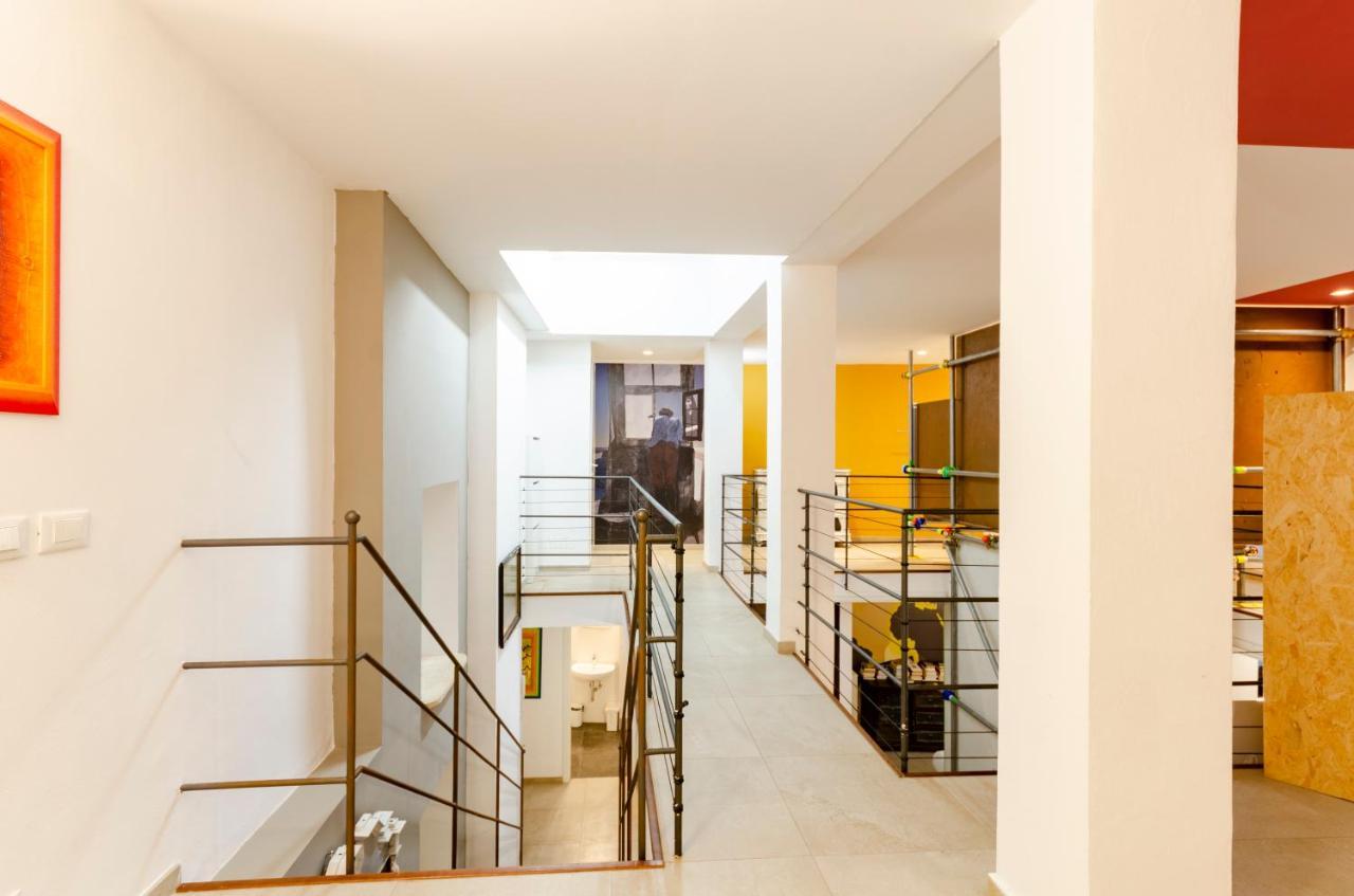 Appartement Joivy Vibrant Open-Plan Apt For 6 In Historic Centre à Gênes Extérieur photo